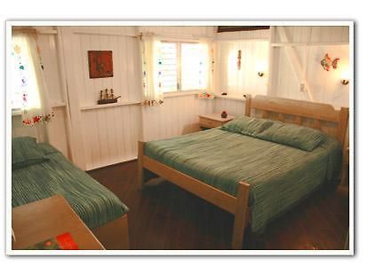 Cocomo On The Sea Bed & Breakfast Bocas del Toro Luaran gambar